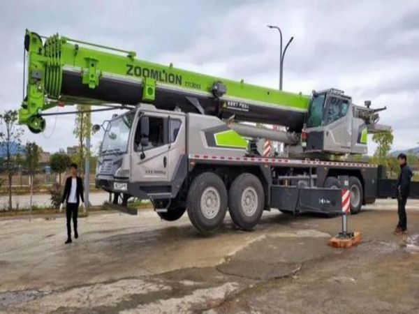丰南区吊车出租_吊车租赁的合同內容都有哪些呢？